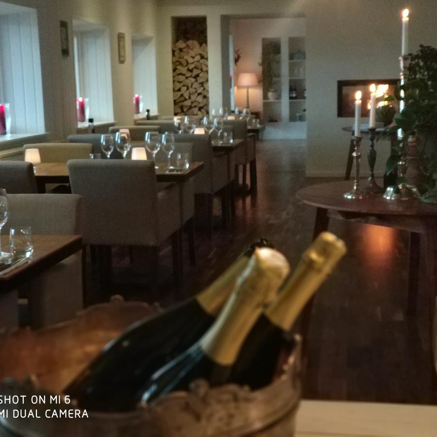 Ilse Made - Hotellet Ved Kilden Pillemark Exteriör bild